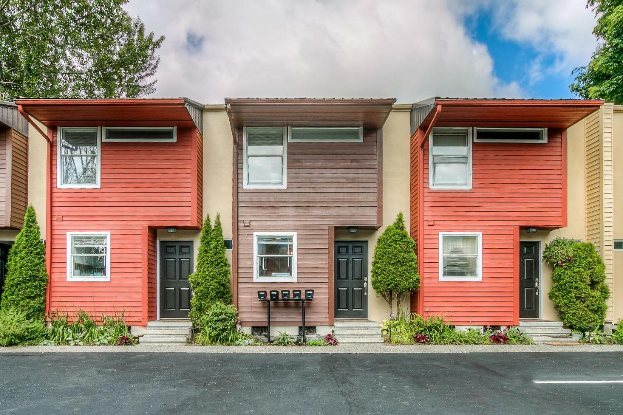 Moon River Suites #5 North Bend Exterior photo